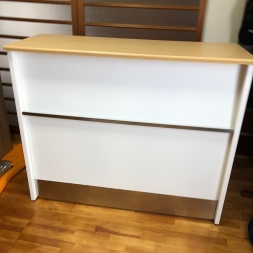【決まりました】新品同様カウンターテーブル