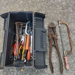 (最終価格)道工具一式(工具箱付)の画像