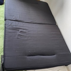 (受け渡し決定済み)折りたたみベッド兼ソファーの画像