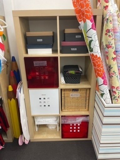 【３つ】IKEA  【2✖️4】KALLAX カラックス シェルフユニット, ホワイトステインオーク調, 77x147 cm【千里廊下】