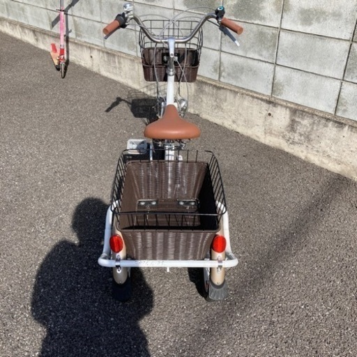 三輪自転車　