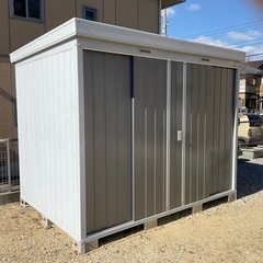 イナバ物置の画像