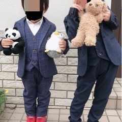 【ほぼ新品状態】子どもスーツ　※2着セットの画像