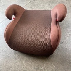 ジュニアシート　あげます！　早い者勝ち‼️