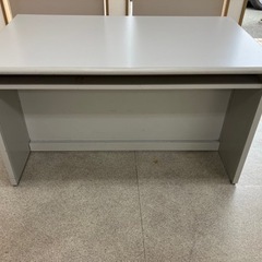 事務カウンターの画像