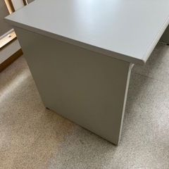 事務カウンターの画像