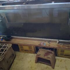 大型水槽　180×60×45　アロワナでも大丈夫