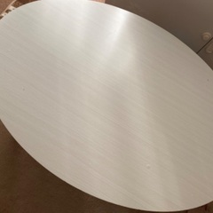 楕円形こたつの画像