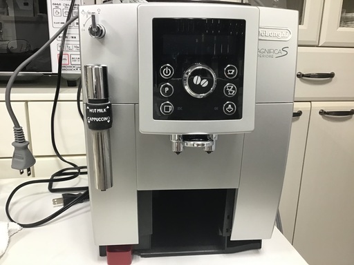 デロンギ　コーヒーメーカー！　美品‼︎ （中古）　型番ECAM23420 取扱説明書あり