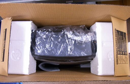 未使用 遠赤外線電気ストーブ 2022年製 障害物センサー搭載 DSE-SC102-AB 山善 ブラック 西岡店