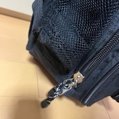キャスター付きリュックの画像