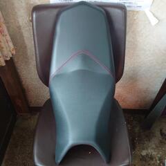 ＣＢＦ１２５Ｒシート