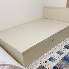 セミダブルベット　美品　（決定）