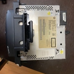 R56ミニ後期用純正オーディオとエアコンパネルの画像
