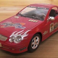 モデルカー/ツーリングカー「V-TOP RR」ヘッドライトとテールランプを点滅しミステリーアクションで走るルーフを格納すると両側ドアが開くの画像