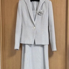 最終値下げ　ワンピース、ジャケットのスーツ　フォーマル