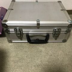 アルミケース