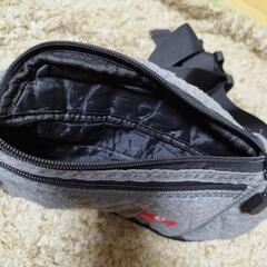 Marmotボディーバッグの画像