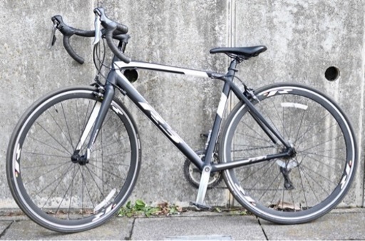 ロードバイクKAGRA R-3-K ■SHIMANO105新品バーテープ