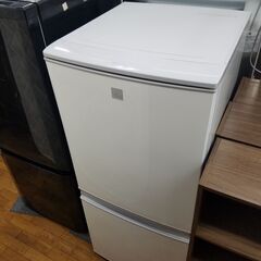 リサイクルショップどりーむ鹿大前店 No4262 SHARP 冷蔵庫 2019年式 137L