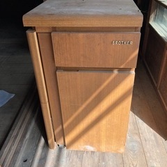 折りたたみの机、ミシン台
