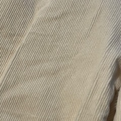 ユニクロ 白のコーデュロイパンツ ユニセックスの画像