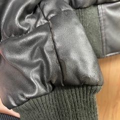 フェイクレザーダウンの画像