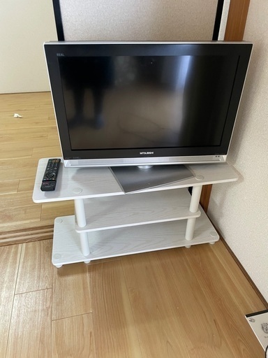 19インチテレビ(リモコン・アンテナ付き)
