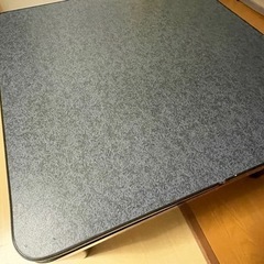 今週平日指定日　こたつテーブルの画像