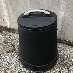 コンポスト　高さ65cm 中古