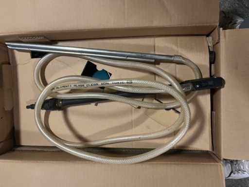 高圧洗浄器　マキタ　mhw710