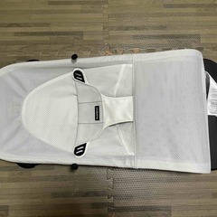 Baby Bjorn バウンサー (トーイ+ケース付き)の画像