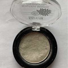ラヴェーラ ビューティフルミネラルアイシャドウ # 39 Shiny Silver アイシャドウの画像