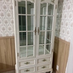 ガラスショーケース　ロココ調　洋風　輸入家具