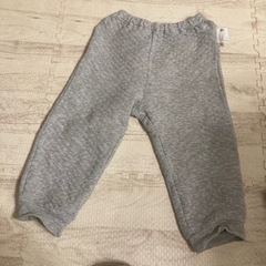 UNIQLO 90 パジャマ　キルトの画像