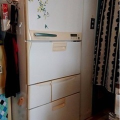 冷蔵庫あげます