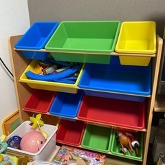 【決まりました】4段式おもちゃ入れの画像