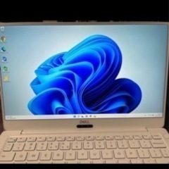 【値下げ】Dell XPS 13 9370（第8世代Core i7-8550U 4.0GHz、16GBメモリ、512GB SSD）の画像