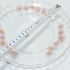 昭和レトロ　可愛い花柄　皿５枚　新品　イワキ硝子の画像