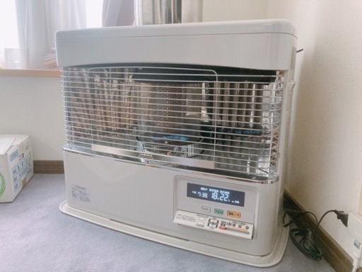 【2/14日まで限定】CORONA 密閉式石油ストーブ FF-6820PR