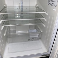 Hisense 2ドア 冷蔵庫 (2014年式)の画像