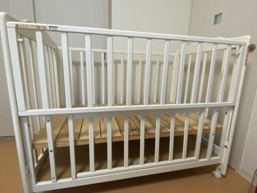katoji ベビーベッド　ホワイト