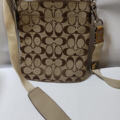 COACH ショルダーバックの画像