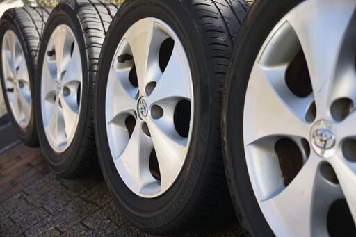 アルファード  タイヤホイール