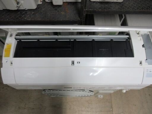 K04086　日立　中古エアコン　主に6畳用　冷房能力　2.2KW ／ 暖房能力　2.2KW