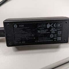 ノートパソコン用　ACアダプタ