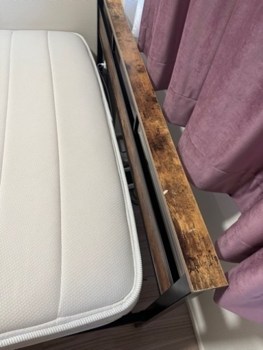 ニトリのダブルベッド