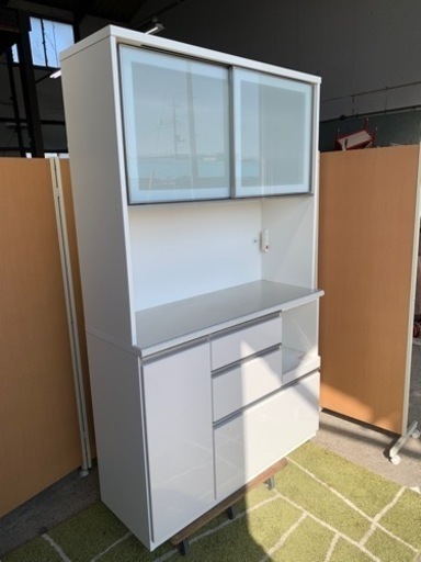 ☆超美品☆ニトリ☆キッチンボード　アルミナ2 120KB☆食器棚