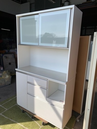 ☆超美品☆ニトリ☆キッチンボード　アルミナ2 120KB☆食器棚