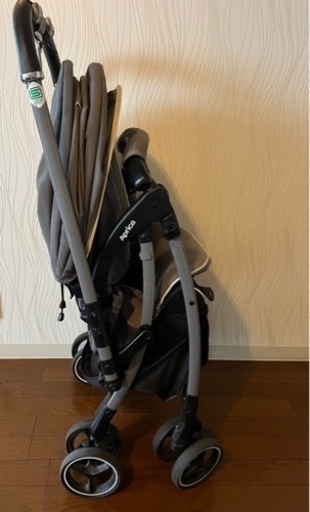 アップリカ　ラクーナ クッション ベビーカー　aprica グレー　ブランケットとフック付き